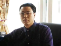 李中旺：媚川莫笑苍颜老，且把翁姑醉一乡